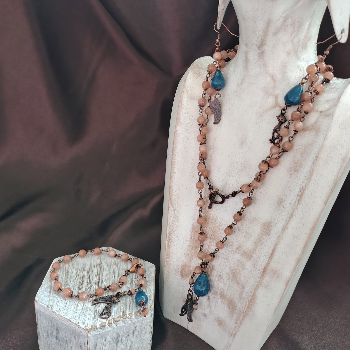 Parure in Pietra di Luna e Giada Turchese – Gioielli Naturali per Serenità, Amore e Legami Eterni– Rif. 2025/44 1/2/3