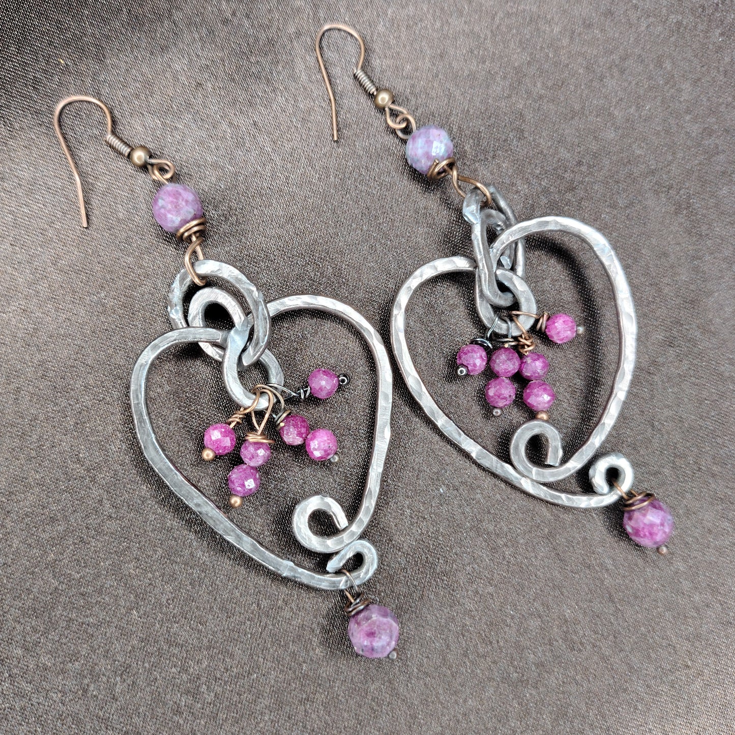 Orecchini in Rubino – Forza e Passione - Linea Cuori Scassati- rif.CS001