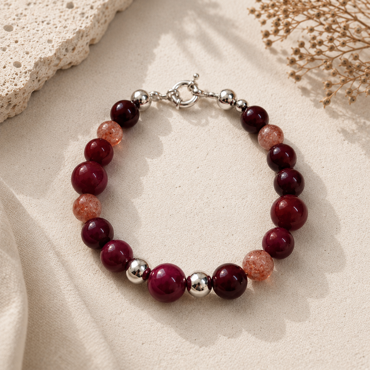 Bracciale in Radice di rubino e pietra del sole